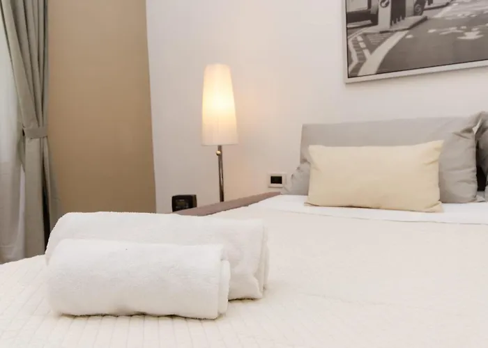 Corso Chic Street, Porta Garibaldi, Stazione Centrale, Nel Cuore Della Citta Di Apartmán *